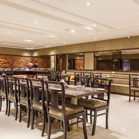 Hotel Rajwara Palace Jodhpur Джодпур Екстериор снимка